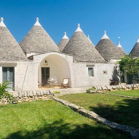 Masseria Trulli E Vigne มาร์ตินาฟรังกา ภายนอก รูปภาพ