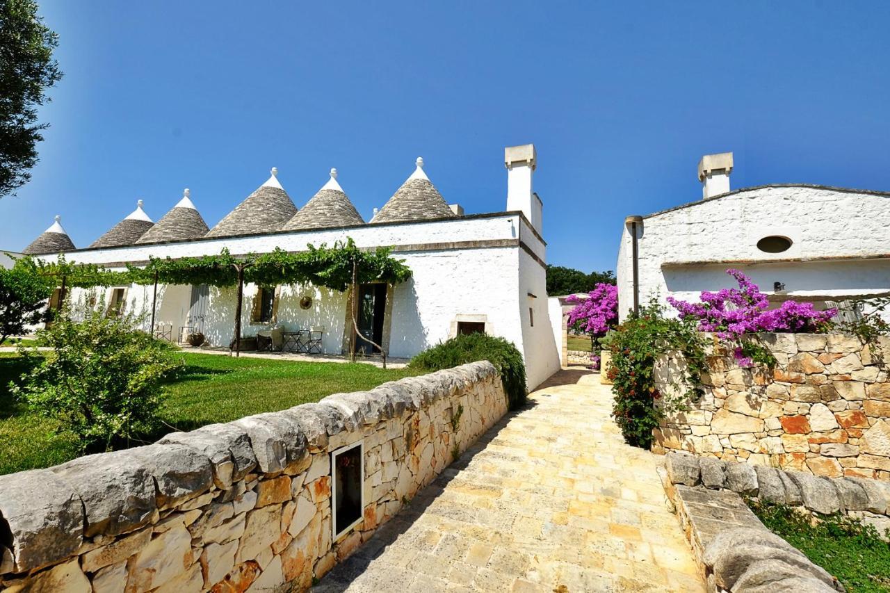 Masseria Trulli E Vigne มาร์ตินาฟรังกา ภายนอก รูปภาพ