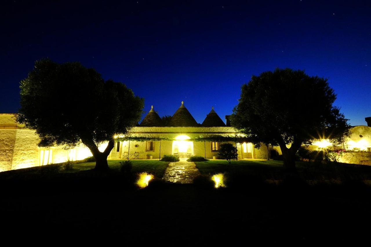 Masseria Trulli E Vigne มาร์ตินาฟรังกา ภายนอก รูปภาพ