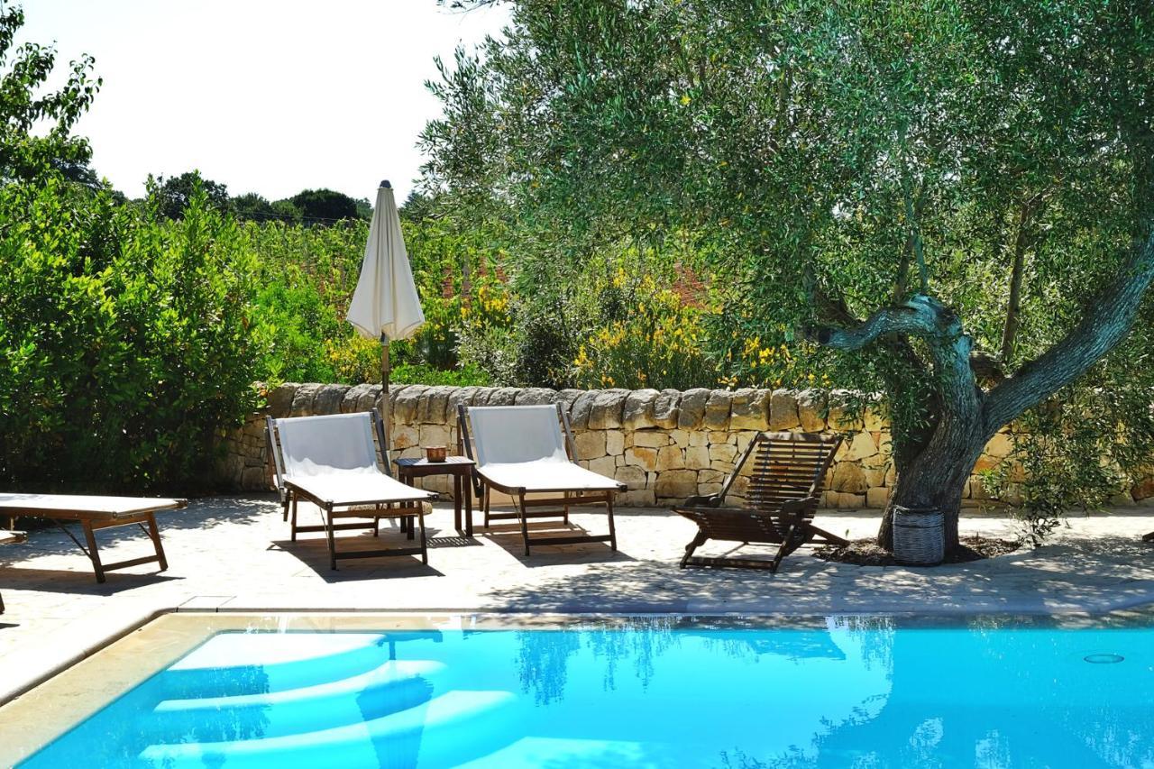 Masseria Trulli E Vigne มาร์ตินาฟรังกา ภายนอก รูปภาพ