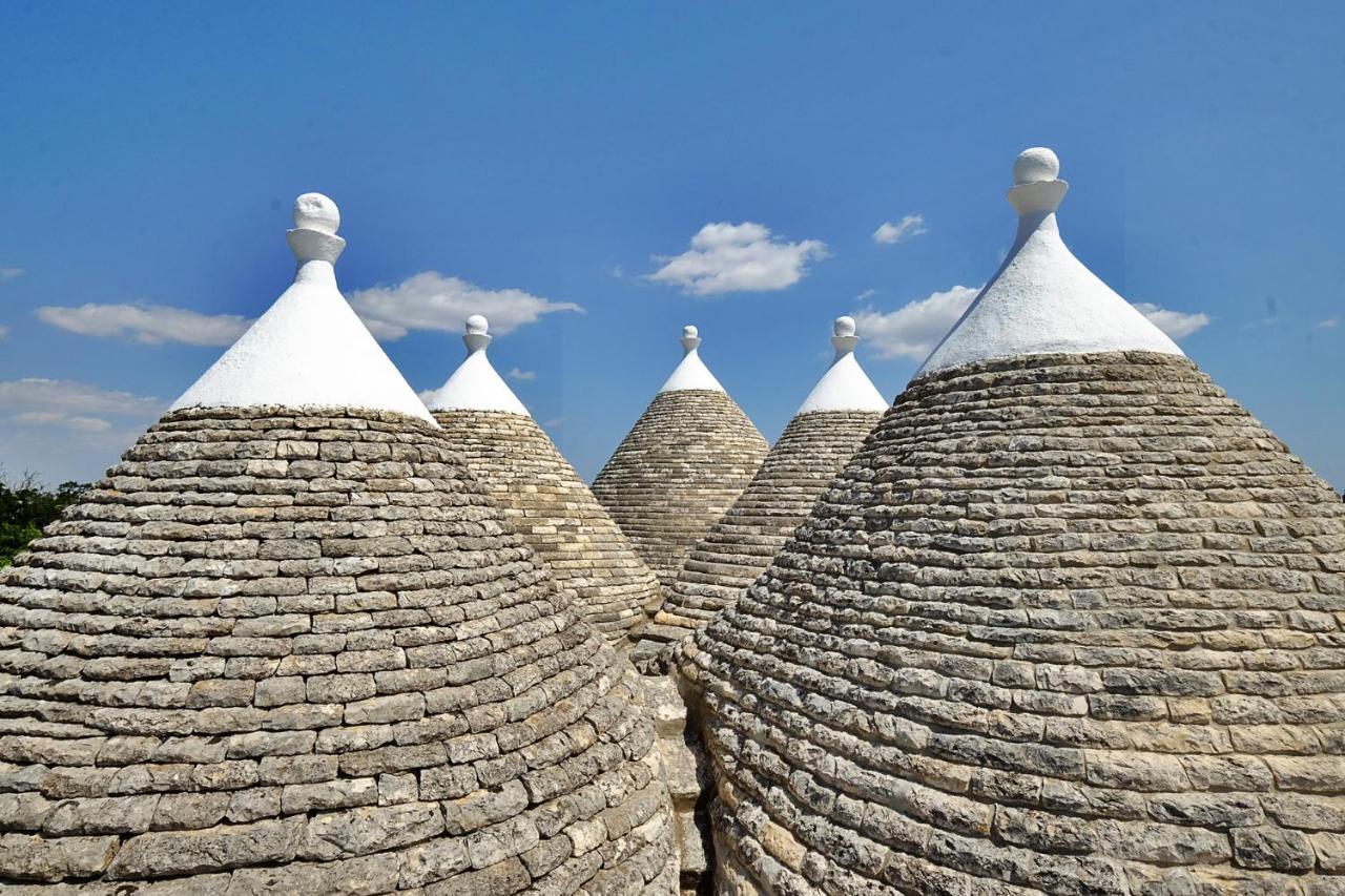 Masseria Trulli E Vigne มาร์ตินาฟรังกา ภายนอก รูปภาพ